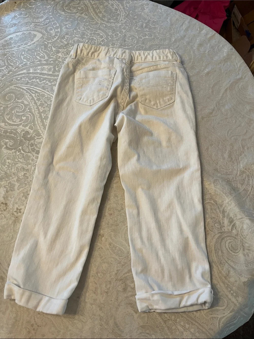 GAP clean white